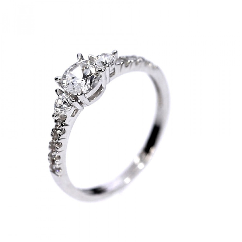 Золотое кольцо с цирконом