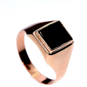 Vyriškas auksinis žiedas