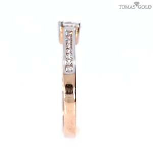 Золотое кольцо с цирконом