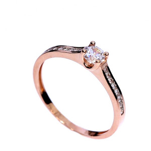 Auksinis žiedas su cirkoniu