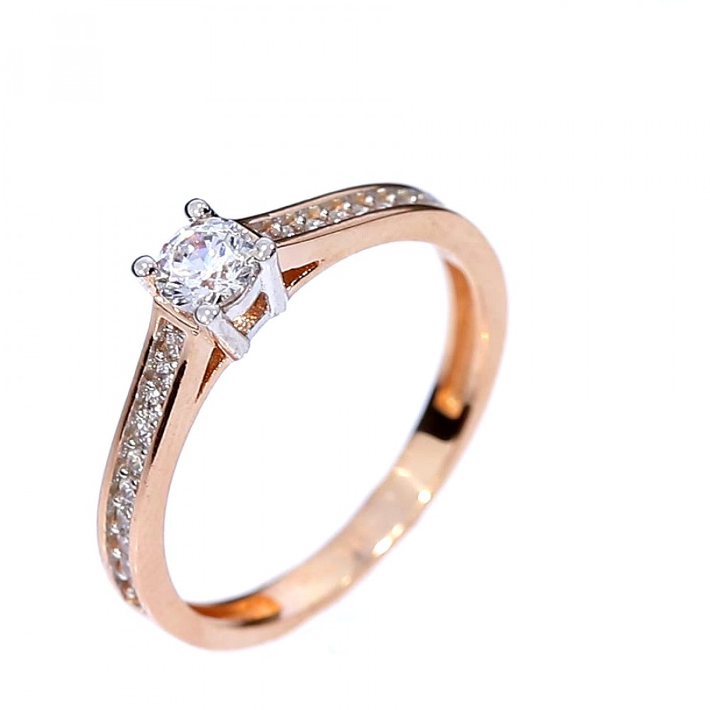 Golden ring with zircon