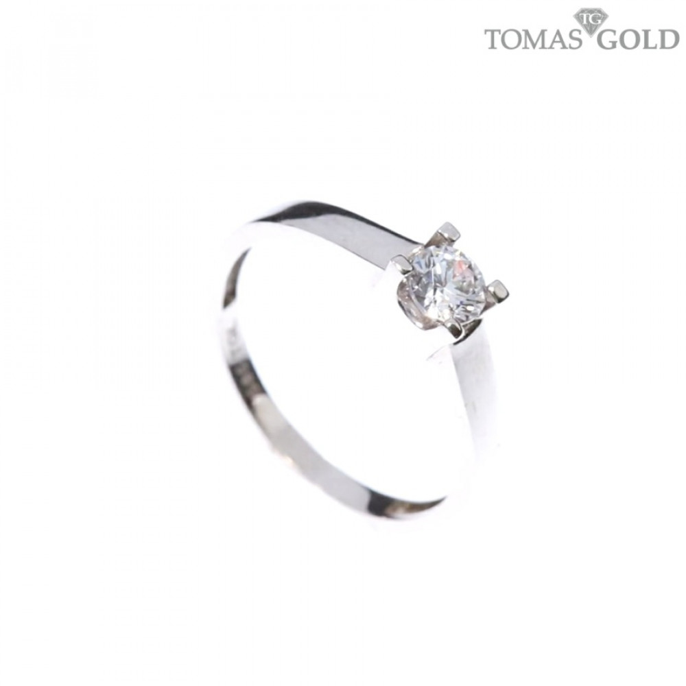 Gold ring with zircon