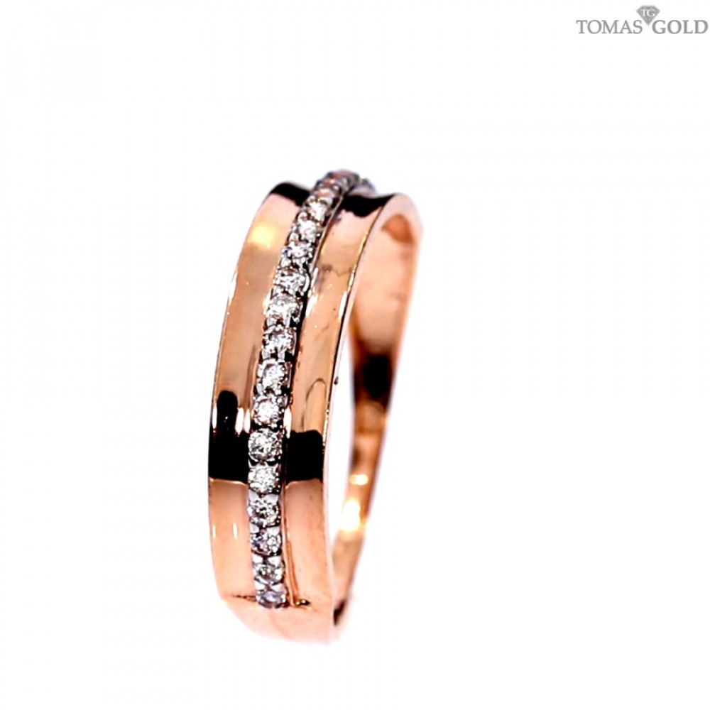 Golden ring with zircon