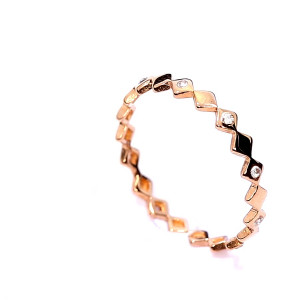 Auksinis žiedas su cirkoniu