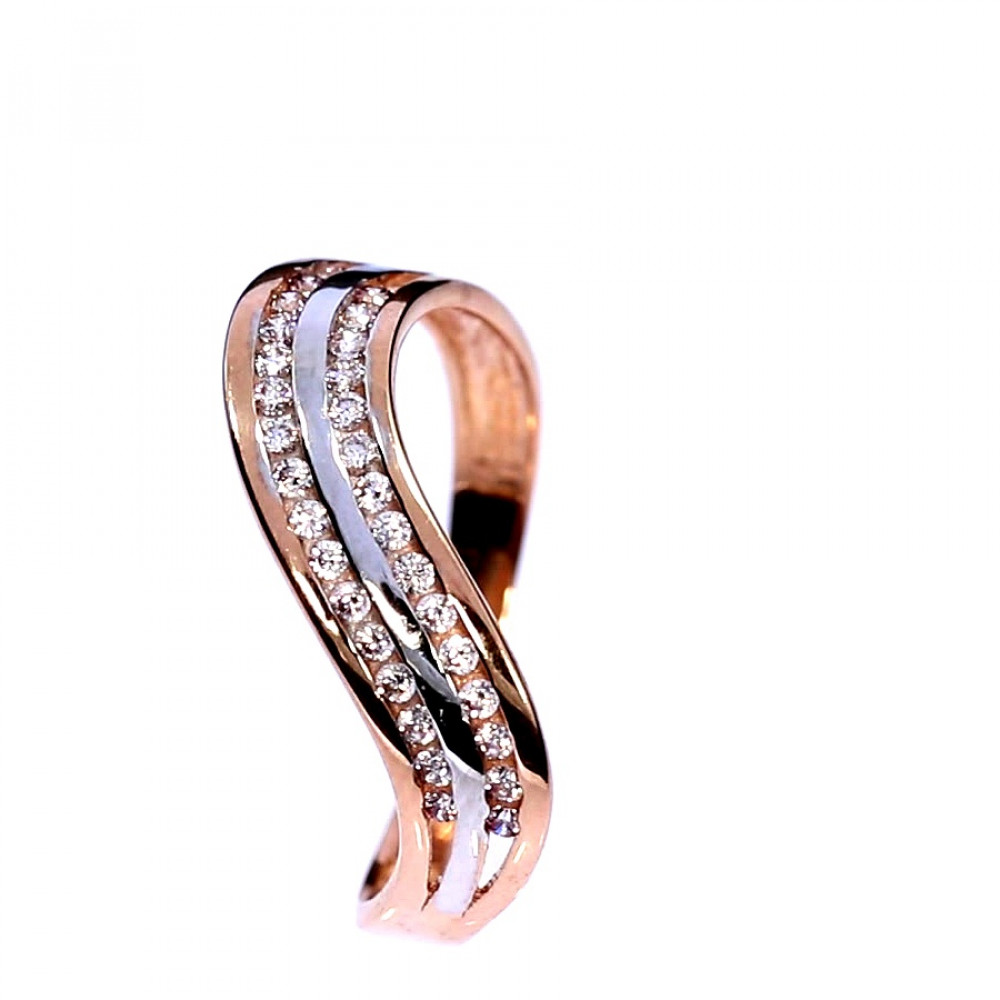 Golden ring with zircon