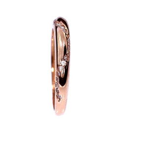 Kuldnesõrmus tsirkoonidega