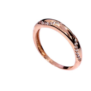 Kuldnesõrmus tsirkoonidega