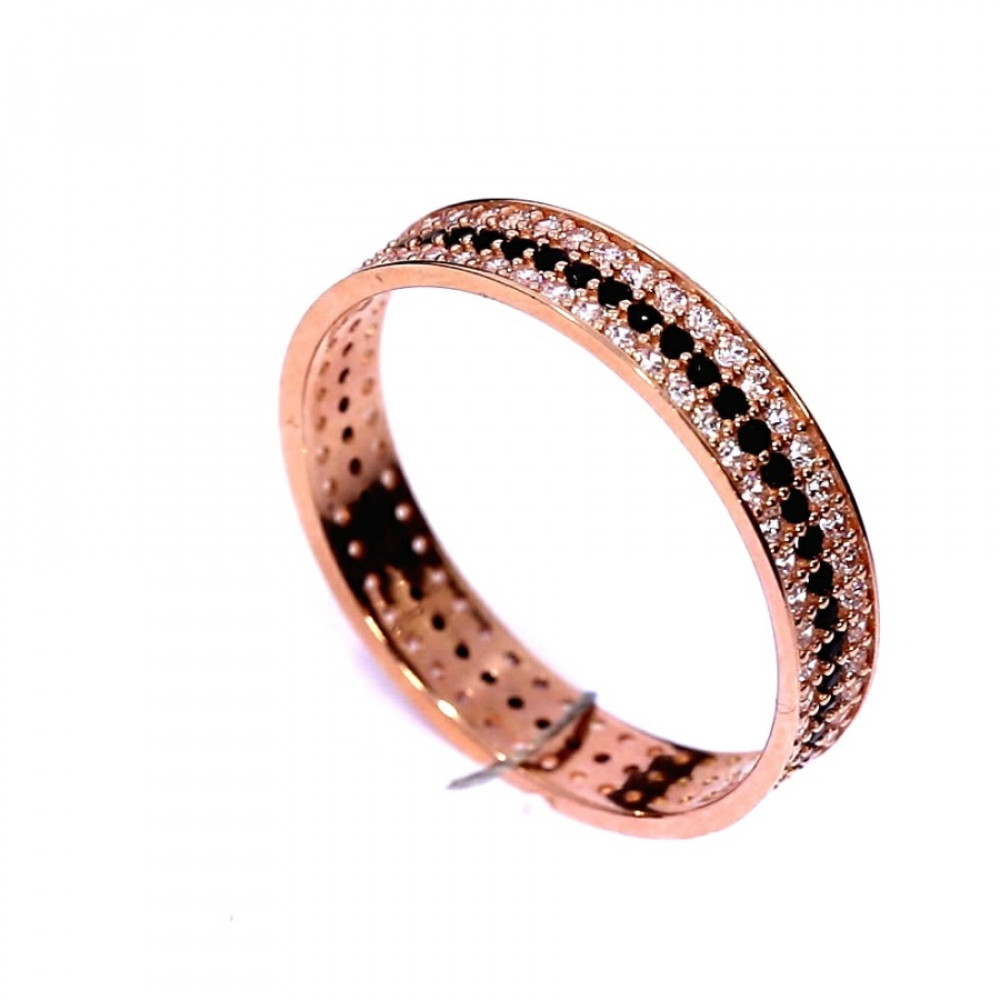 Kuldnesõrmus tsirkoonidega