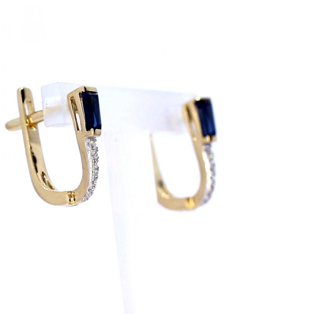 Gold earrings with sapphire