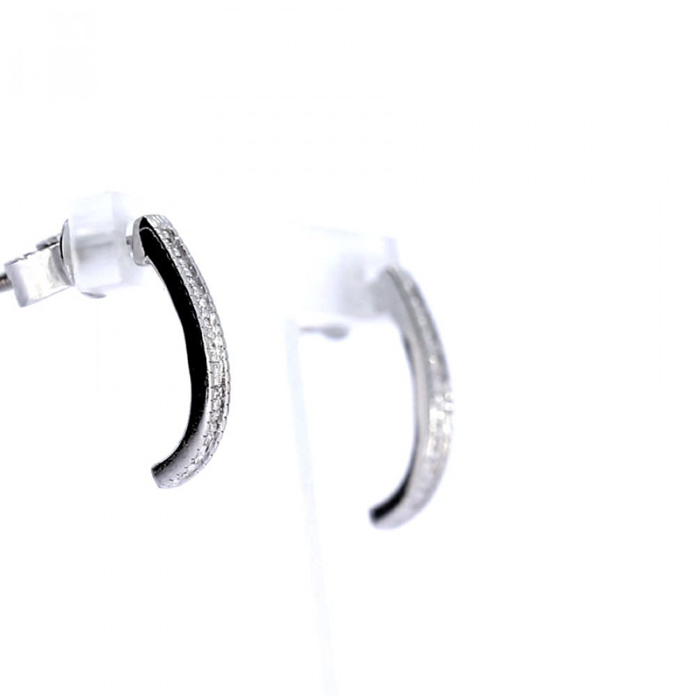 Vääriskividega kuldsed kõrvarõngad