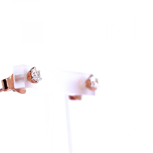 Золотые серьги с драгоценными камнями