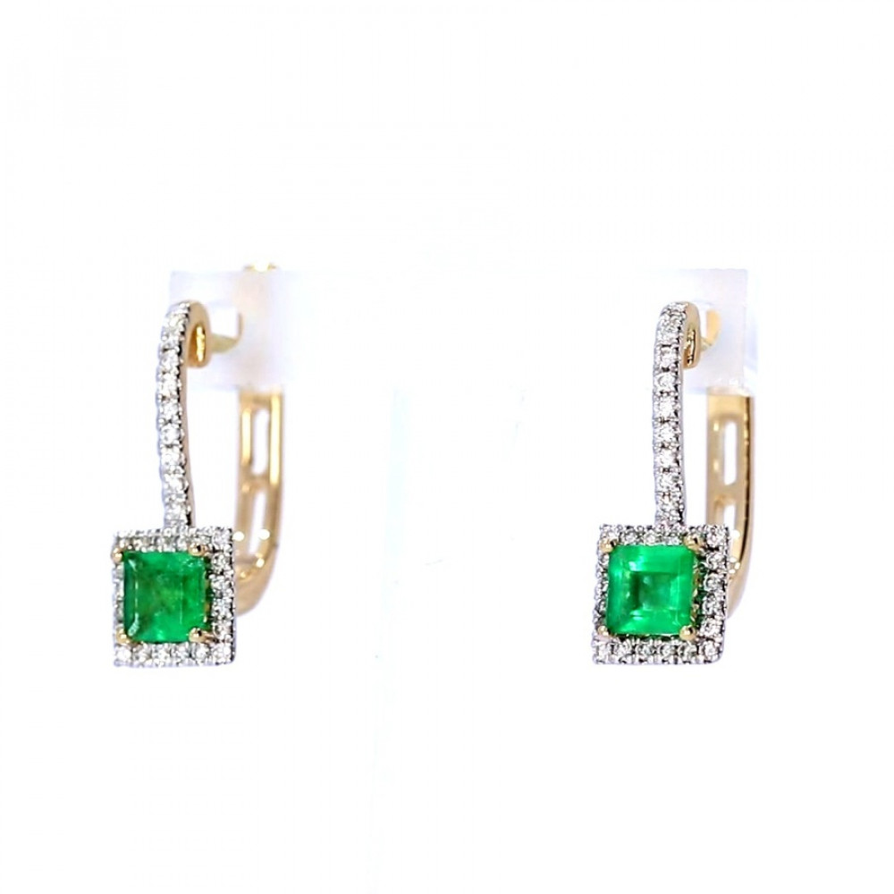 Gold earrings with emerald