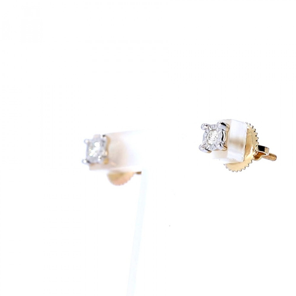 Золотый серьги с бриллиантом