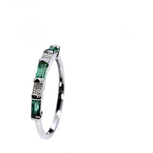 Kuldsõrmus smaragdiga