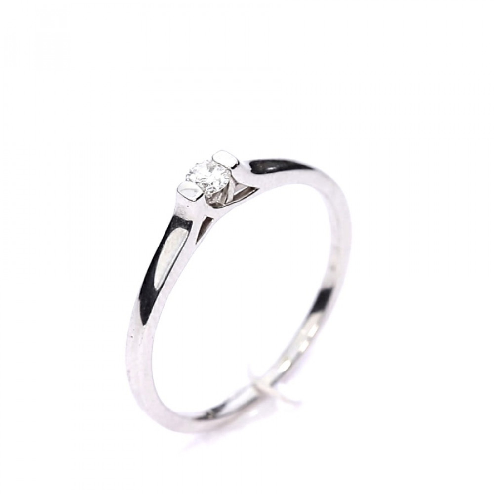 Kuldsõrmus briljandiga