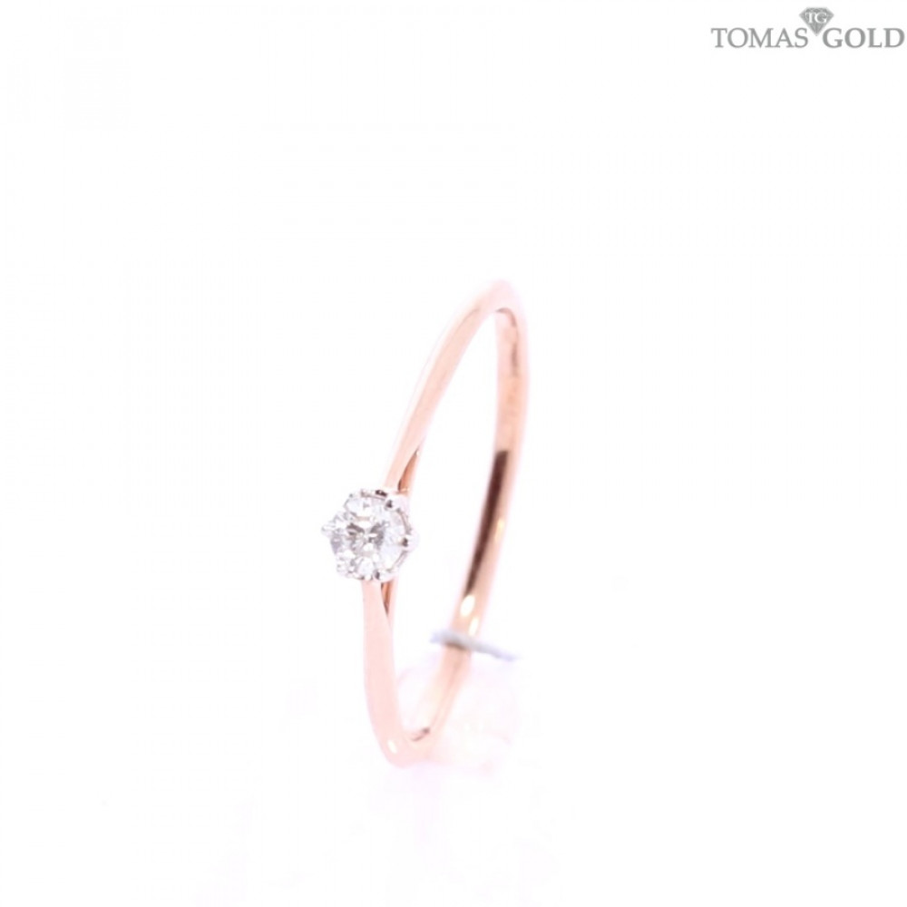 Золотое кольцо с  бриллиантом