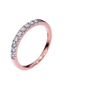 Золотое кольцо с бриллиантами