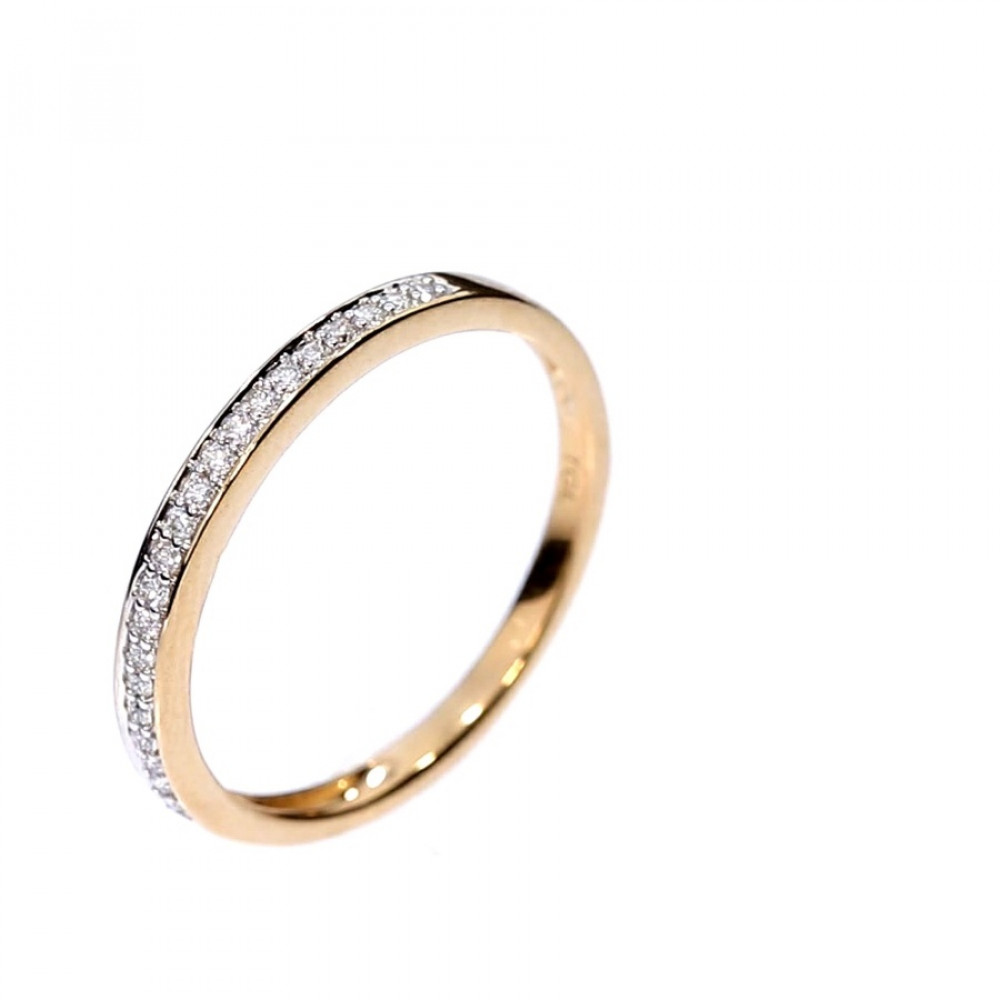 Золотое кольцо с бриллиантами