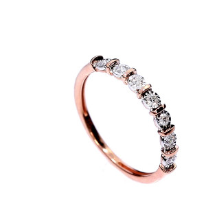 Золотое кольцо с бриллиантами