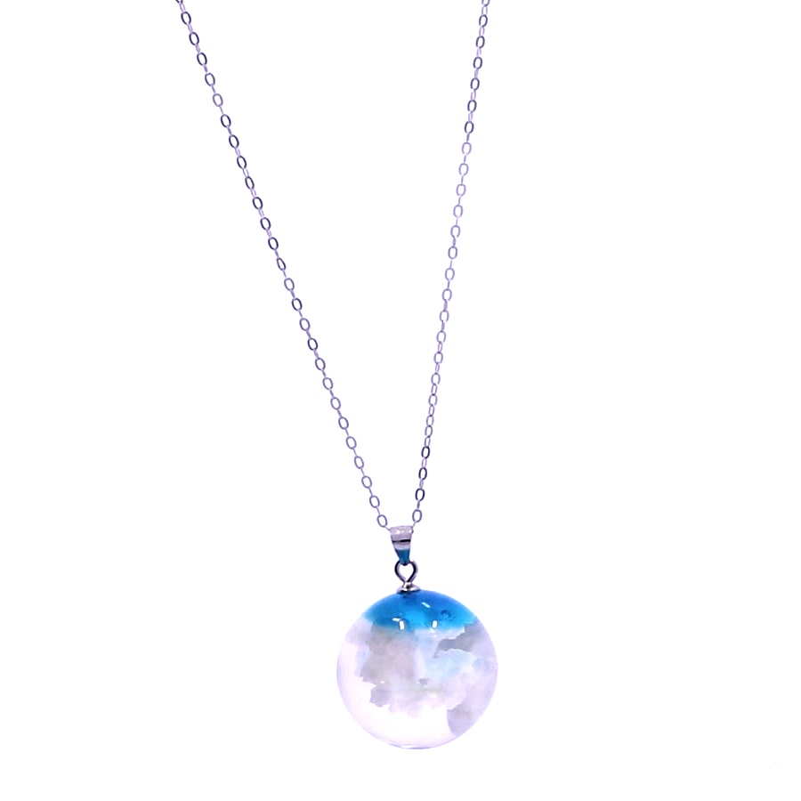 Серебряная цепочка с подвеской