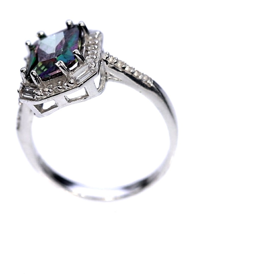 Серебряное кольцо с мистик кварцем