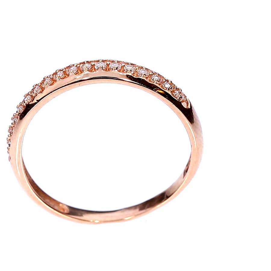 Golden ring with zircon