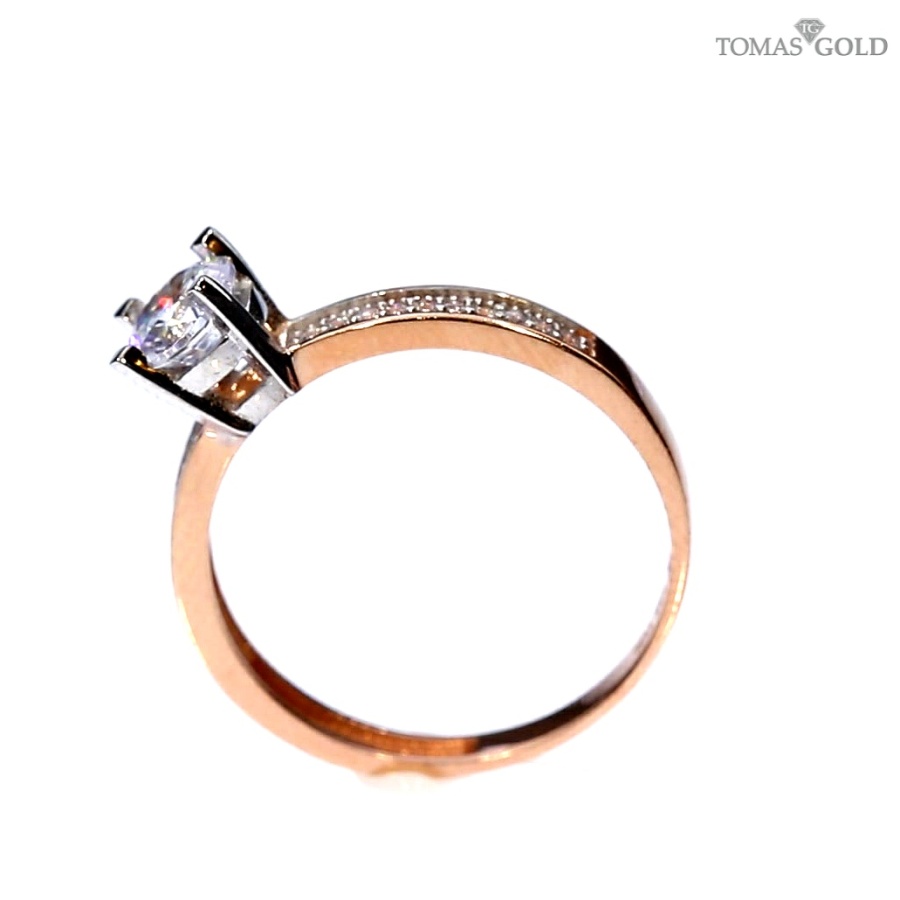 Золотое кольцо с цирконом