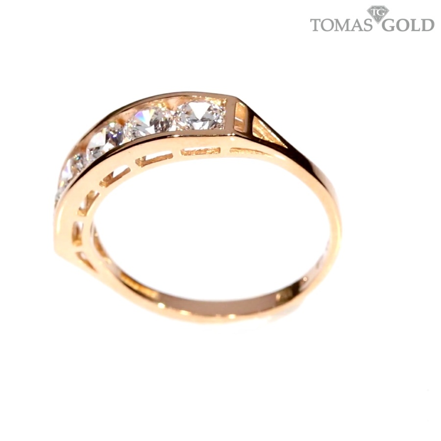 Kuldnesõrmus tsirkoonidega