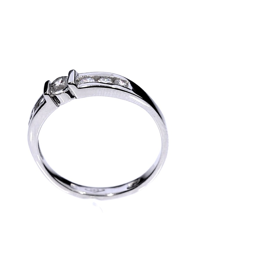 Auksinis žiedas su cirkoniu