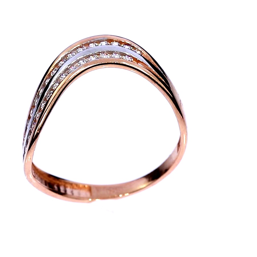 Golden ring with zircon