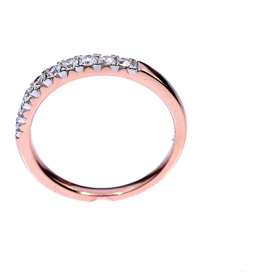 Золотое кольцо с бриллиантами