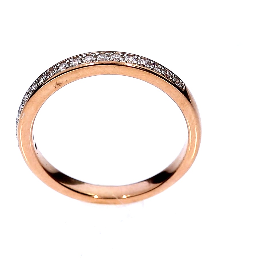 Золотое кольцо с бриллиантами