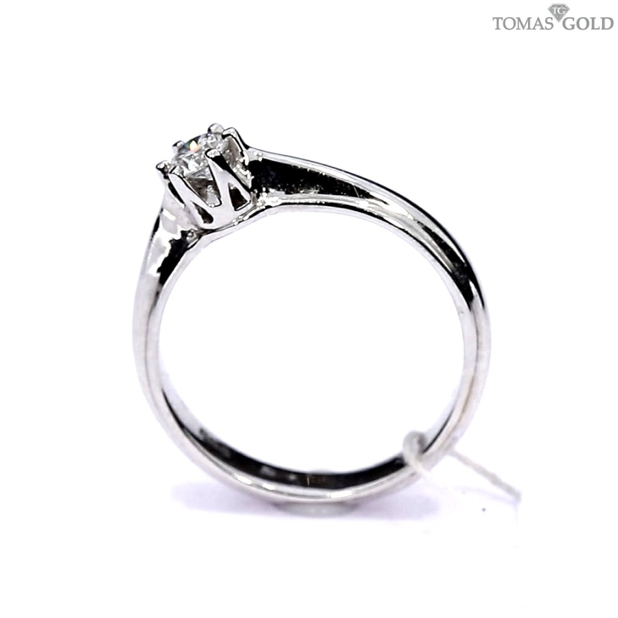 Kuldsõrmus briljandiga